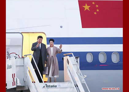 Chinese President Arrives in It